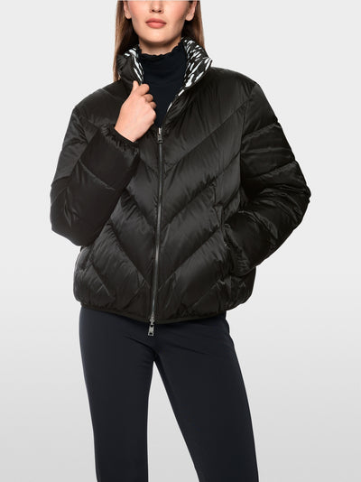 Marc Cain Sports Black Reversible Quilted Jacket BS12.08 W27
